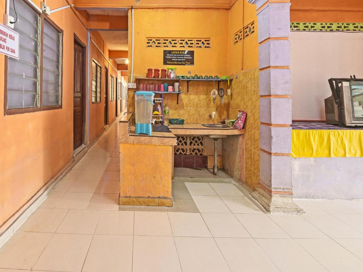 Oyo 90454 Haza Harmoni Guesthouse Kota Bharu Exterior photo