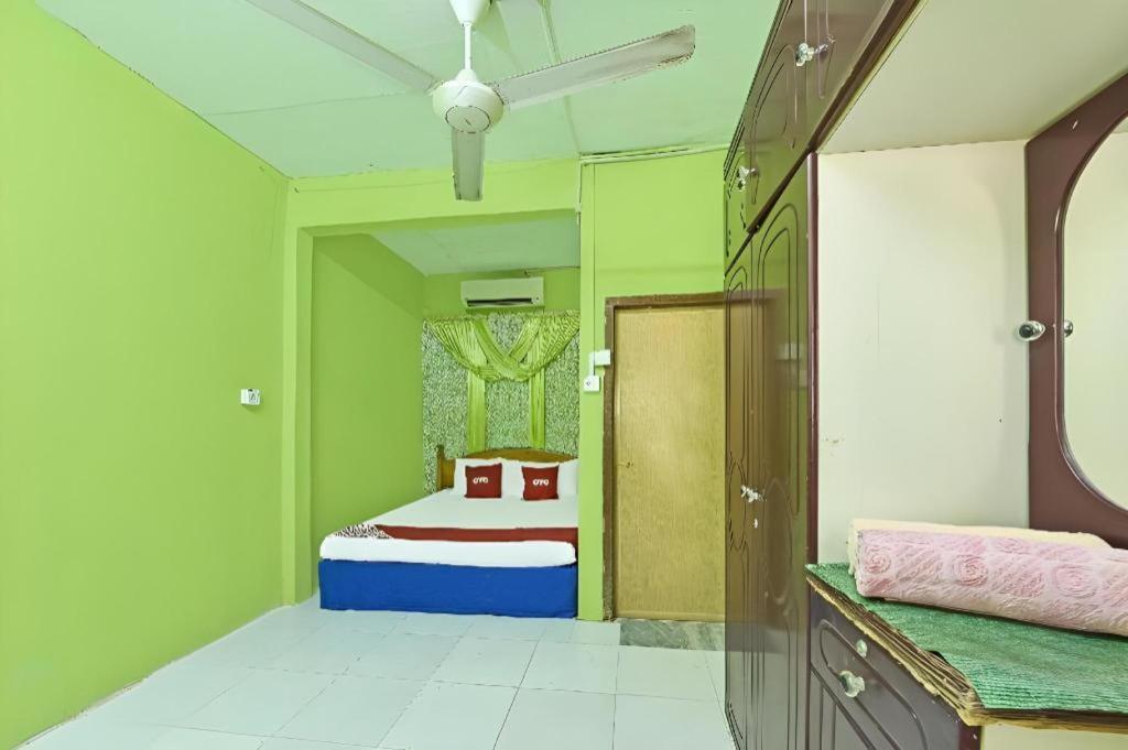 Oyo 90454 Haza Harmoni Guesthouse Kota Bharu Exterior photo